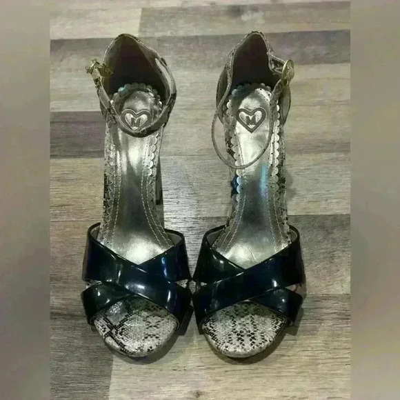 Madaline Block Heel Peep Toe Heel Shoes - Picture 3 of 3